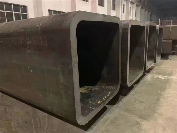 惠山大口径无缝方管